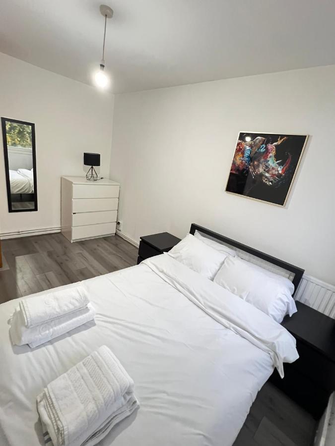 Entire 3 Bedroom Luxury Apartment In London With Private Balcony Экстерьер фото